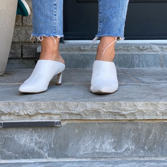 Stuart Weitzman Mira Leather Mules White - Picture 2 of 5